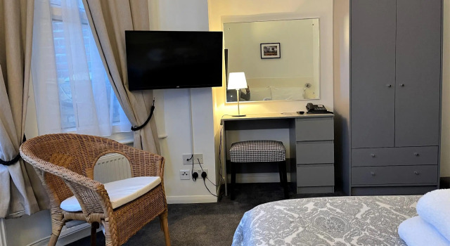Gateway Hotel
