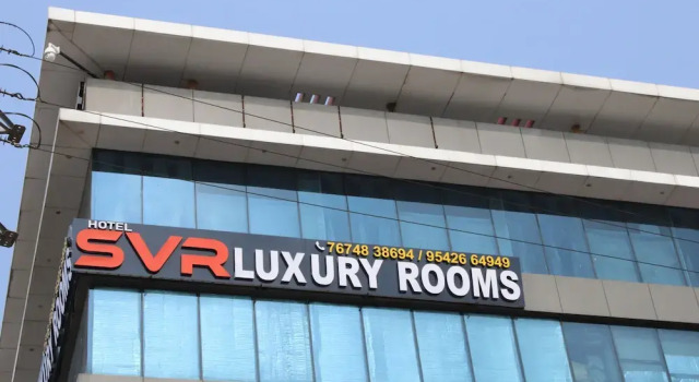 Hotel SVR Luxury Rooms, Rezerwuj Hotel Hajdarabad 