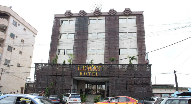Lewat Hotel