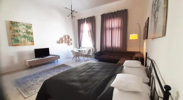 Entrez Apartment 3 - Historical Centre, Rezerwuj Apartament Hotele w Košický kraj z parkingiem, Parking
