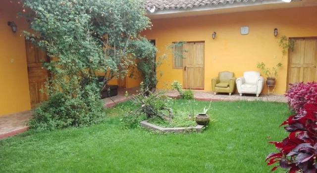 Hospedaje Buganvilla, Rezerwuj Hotel Hotele w Sacred Valley z parkingiem, Parking