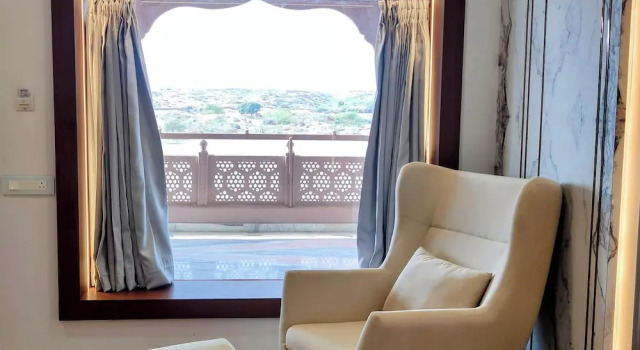 Номер Presidential Lake View Hotel and Resort