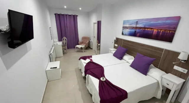 Номер Deluxe Casa Rural "Laplaza23"