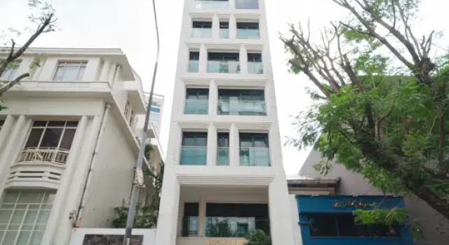 IconSphere Hotel