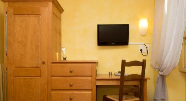 Logis Hotel Etchemaite, Rezerwuj Hotel Doué-la-Fontaine 