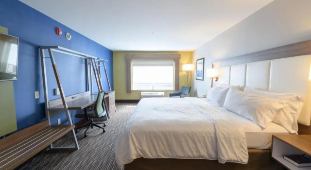 Номер Standard Holiday Inn Express & Suites Jamestown by IHG