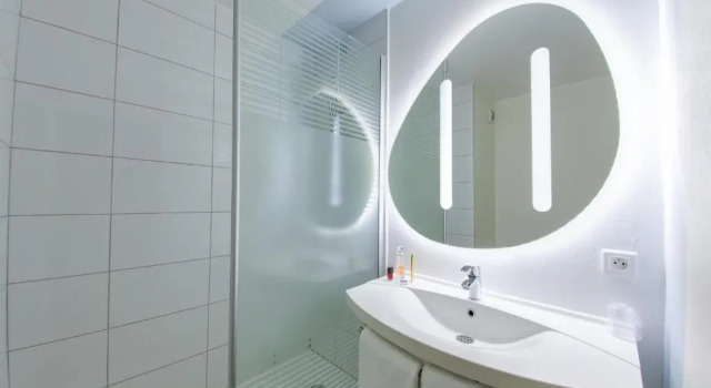 Двухместный номер Classic ibis budget Montpellier Sud Près dArènes