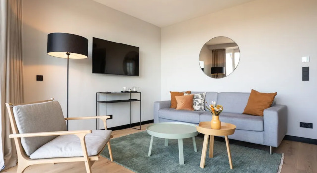 Апартаменты Black F Tower - Serviced Apartments