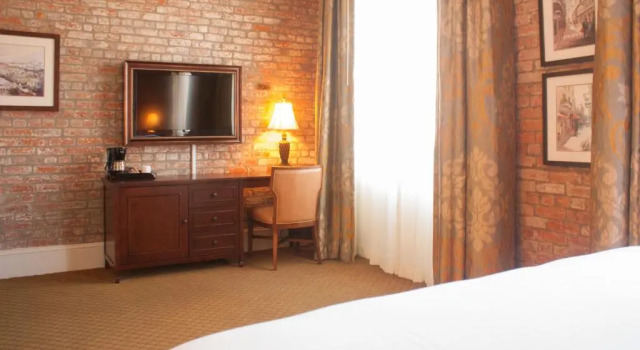 Четырёхместный номер Deluxe French Market Inn