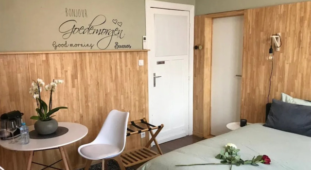 Leuvenotel, Rezerwuj Hotel Hotele w Bruksela z parkingiem, Parking