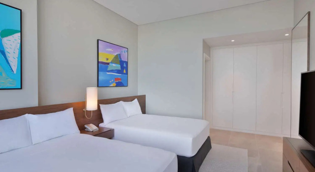 Люкс с помещениями для персонала с 2 комнатами с видом на море Aleph Doha Residences, Curio Collection By Hilton