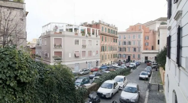 Italy Rents Trastevere - Testaccio, Забронировать Отель Трастевере Рим, рядом с Площадь Кампо-деи-Фиори