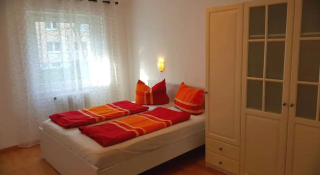 Freiburg Apartment, Забронировать Апартаменты/квартира Отели Фрайбург-им-Брайсгау с парковкой, рядом с Центральный железнодорожный вокзал Фрайбург-им-Брайсгау, Парковка