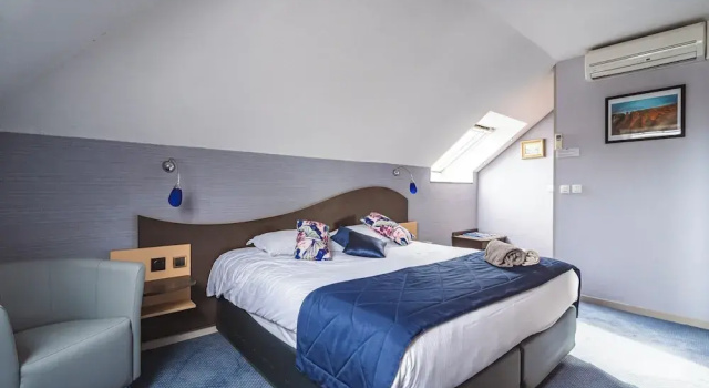 Номер Comfort Logis Hôtel Au Tambour