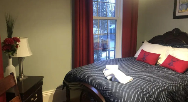 1000 Islands B and B Brockville, Varaa Hotelli  