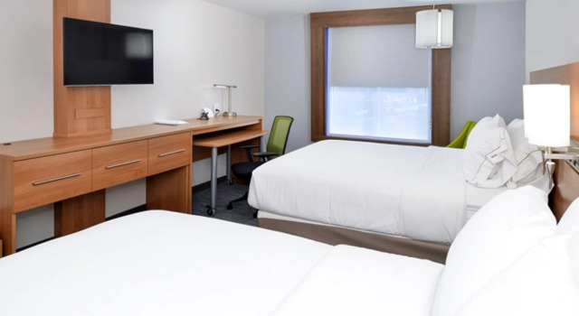 Четырёхместный номер Standard Holiday Inn Express & Suites Lexington Midtown - I-75 by IHG