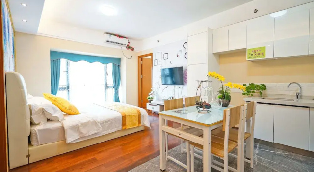 Люкс Comfort Tuxi International Apartment