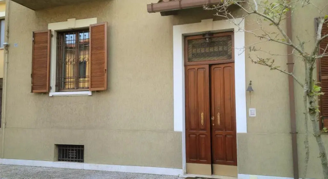 Casa Vacanze Pink Oleander, Забронировать Отель Отели Вероны с парковкой, рядом с Филармонический театр Вероны, Парковка