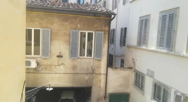 Standard- dobbelt værelse med udsigt over gårdspladsen B&B A Florence View