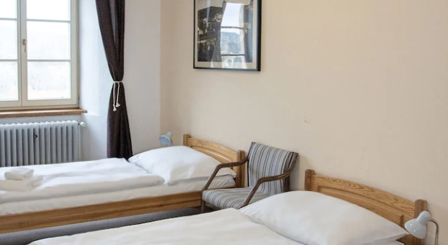 Hotel Týnec, Rezerwuj Hotel Hotele w Central Bohemia z parkingiem, Parking