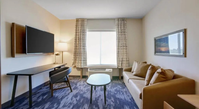 Двухместный люкс Fairfield Inn & Suites Bardstown