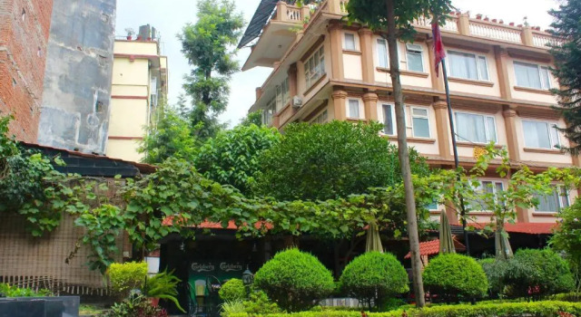 Двухместный номер Standard Hotel Encounter Nepal & Spa