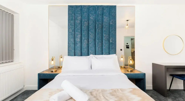 Люкс Deluxe The Suites Inn Hotel