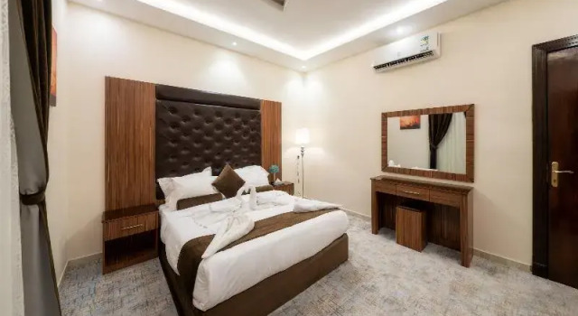 Полулюкс Standard Al Qasr Hotel Suites - Al Iskan District