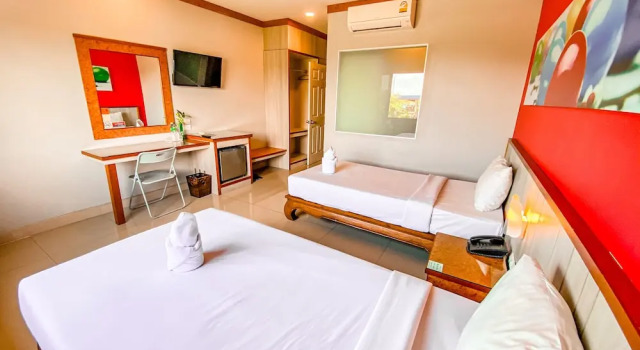 Двухместный номер Standard c 1 комнатой K2 Hotel at Thachang