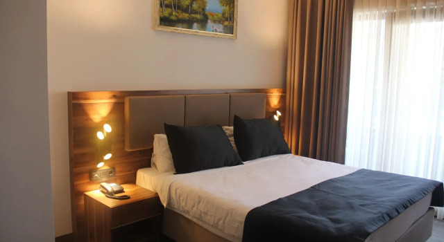 Mari Suites Hotel