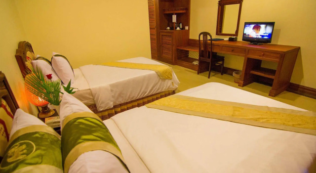 Golden Sea Beach Hotel, Забронировать Отель Отели Сиануквиль с завтраком, рядом с Bus Station, Завтраки