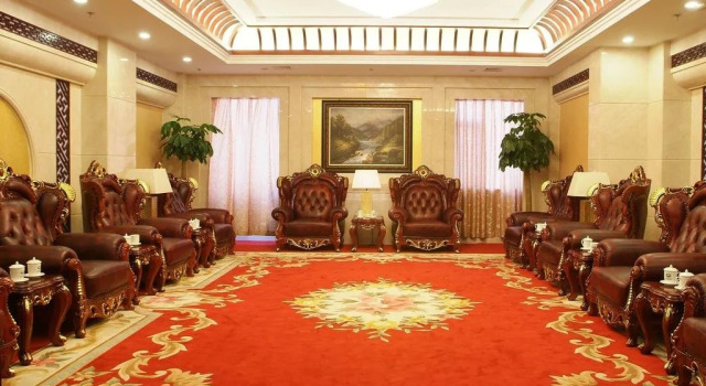 Yangchun International Hotel, Varaa Hotelli Zhucheng Shandong