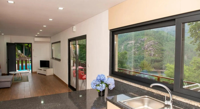 Casa Encosta do Gerês-Ferias no Gerês, Забронировать Отель Виейра-ду-Минью Пенеда-Жереш