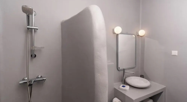 Двухместный номер Standard с балконом и с видом на море Cliff Side Suites
