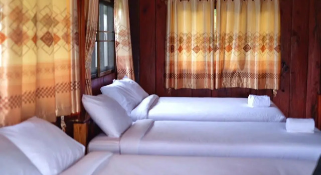 Rueanmai Resort, Rezervovat Lázně / Resort Hotely v Na Noi s parkováním, Parkování