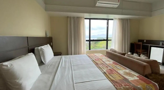 Трёхместный номер Superior Tropical Executive Hotel
