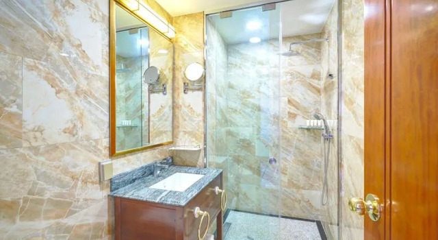 Полулюкс с видом на океан GoldOne Hotel & Suites