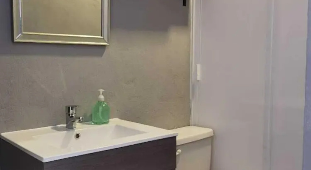 Двухместные апартаменты Comfort 8th Street Suites