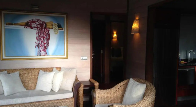 Villa Legends Residence