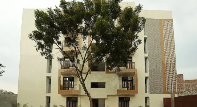 OYO 22663 Qlark Rooms & Lawn