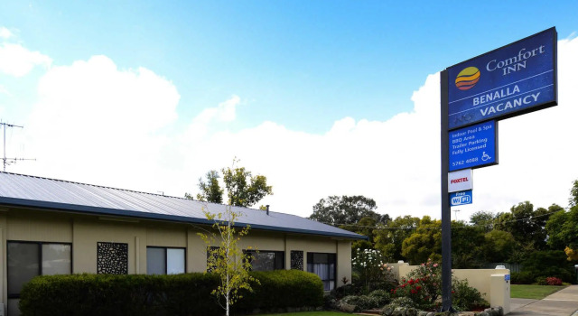 Четырёхместный семейный номер Standard Comfort Inn Benalla