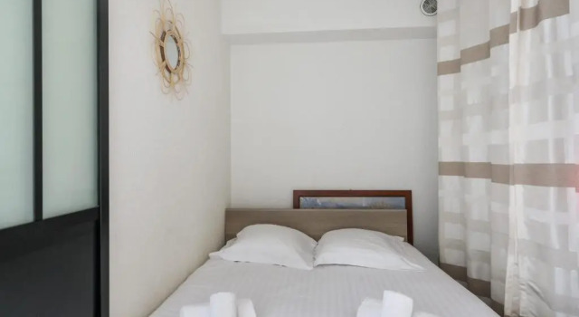 Charming flat with pool 8 min away from the beach in Antibes - Welkeys, Забронировать Отель Отели Антиб с парковкой, рядом с Antibes Archaeology Museum, Парковка