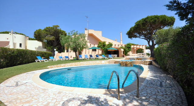 5 En-suite Bedrooms, Close to Centre, Free AC & Wifi