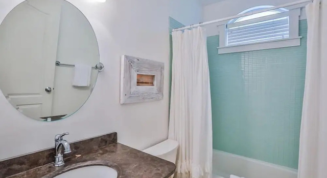 Коттедж 3 by the Sea 3 Bedroom Holiday Home by Five Star Properties