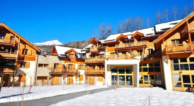 Résidence Néméa LAdret, Забронировать Отель Сен-Шафре Сер Шевалье, рядом с Горнолыжный подъемник Блетоне