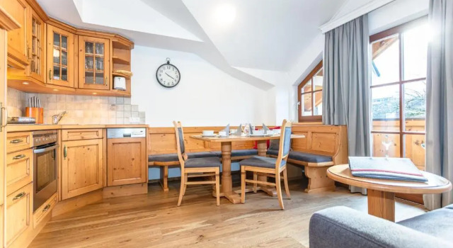 Апартаменты Comfort Feriengut Ottacherhof - Active Family Holiday in central Hollersbach