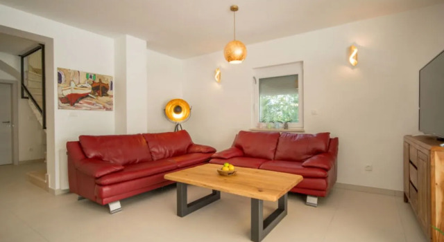 Holiday Home Ivana by Interhome, Book Hotel Hotels in Kvarner Islands with a Pool, Swimming Pool