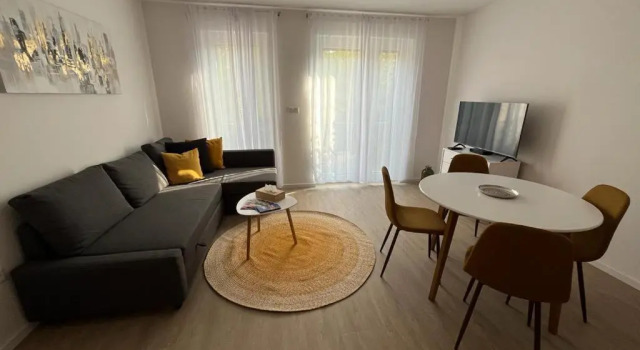 Апартаменты с балконом Mathias Premium Apartments