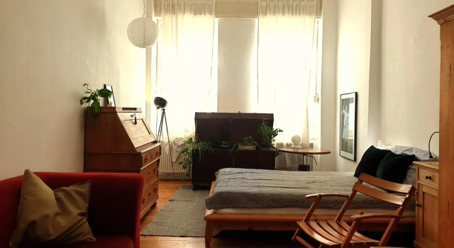 2 Room apartment in center Friedrichshain, Rezerwuj Apartament Berlin Niemcy, w pobliżu Ring-Center