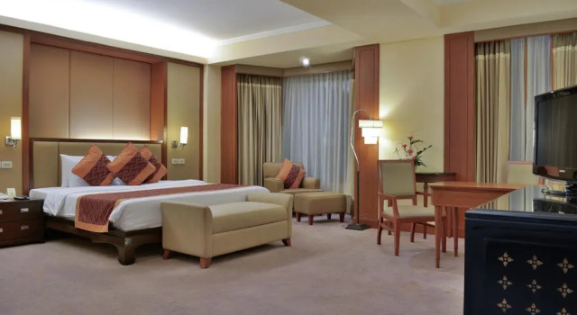 Люкс Executive Rama Gardens Hotel Bangkok